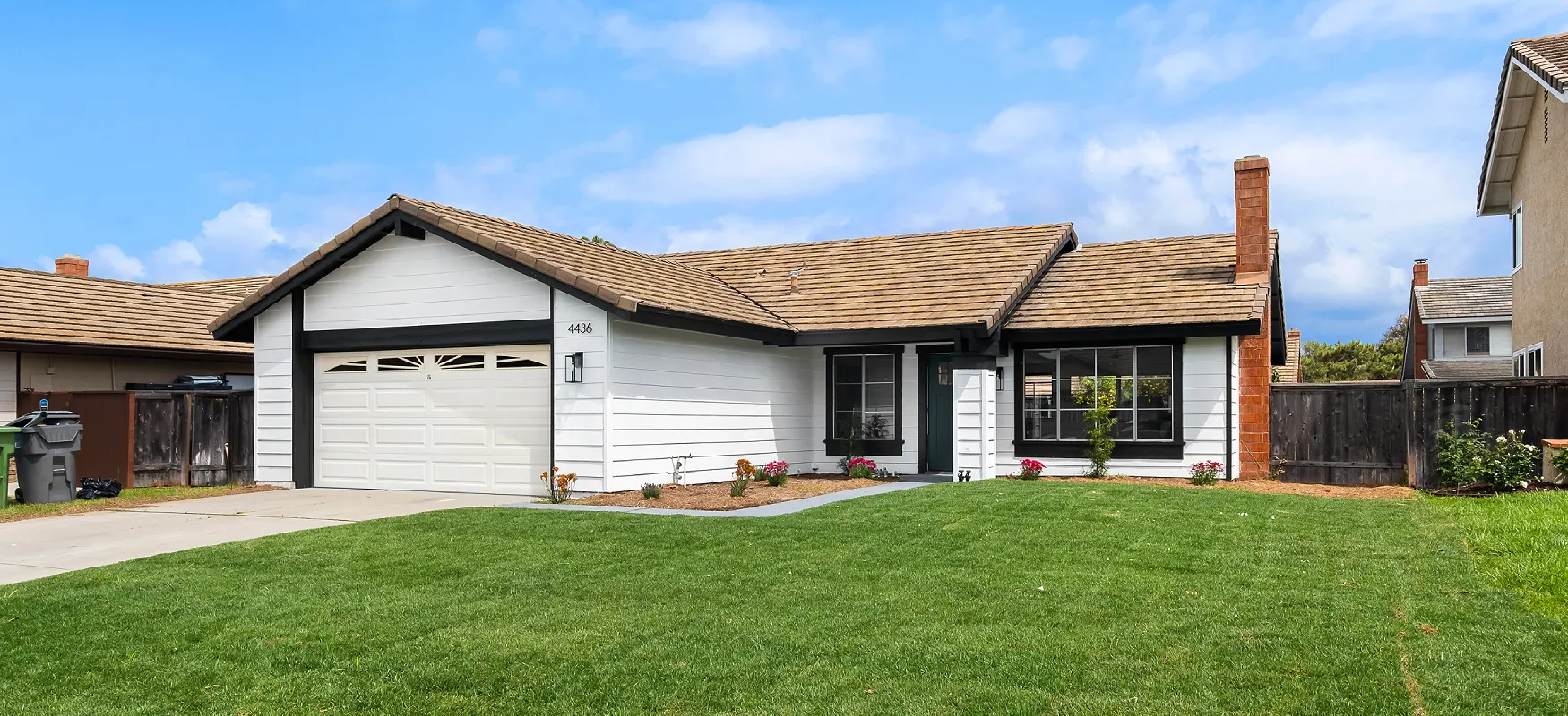 Nice Lawn House Photo